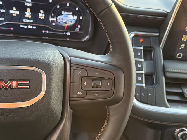 Used 2024 GMC Yukon XL AT4 AWD/4WD image 26