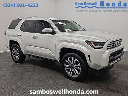 Used 2025 Toyota 4Runner Limited image 1