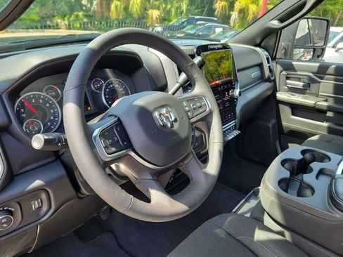 Used 2025 RAM 2500 Big Horn AWD/4WD image 19