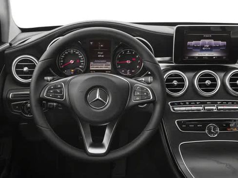 Used 2016 Mercedes-Benz C 300 Sedan image 7