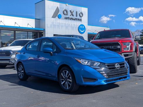 Used 2024 Nissan Versa SV FWD image 1