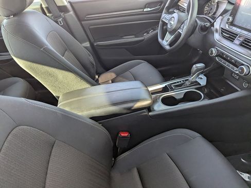 Certified 2024 Nissan Altima 2.5 SV image 12