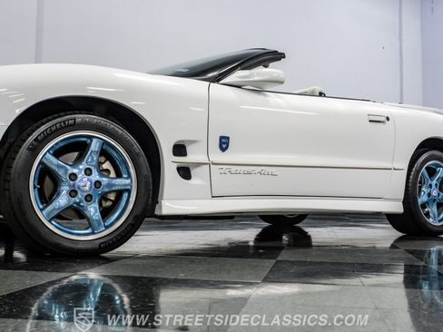 Used 1999 Pontiac Firebird Trans Am RWD image 23