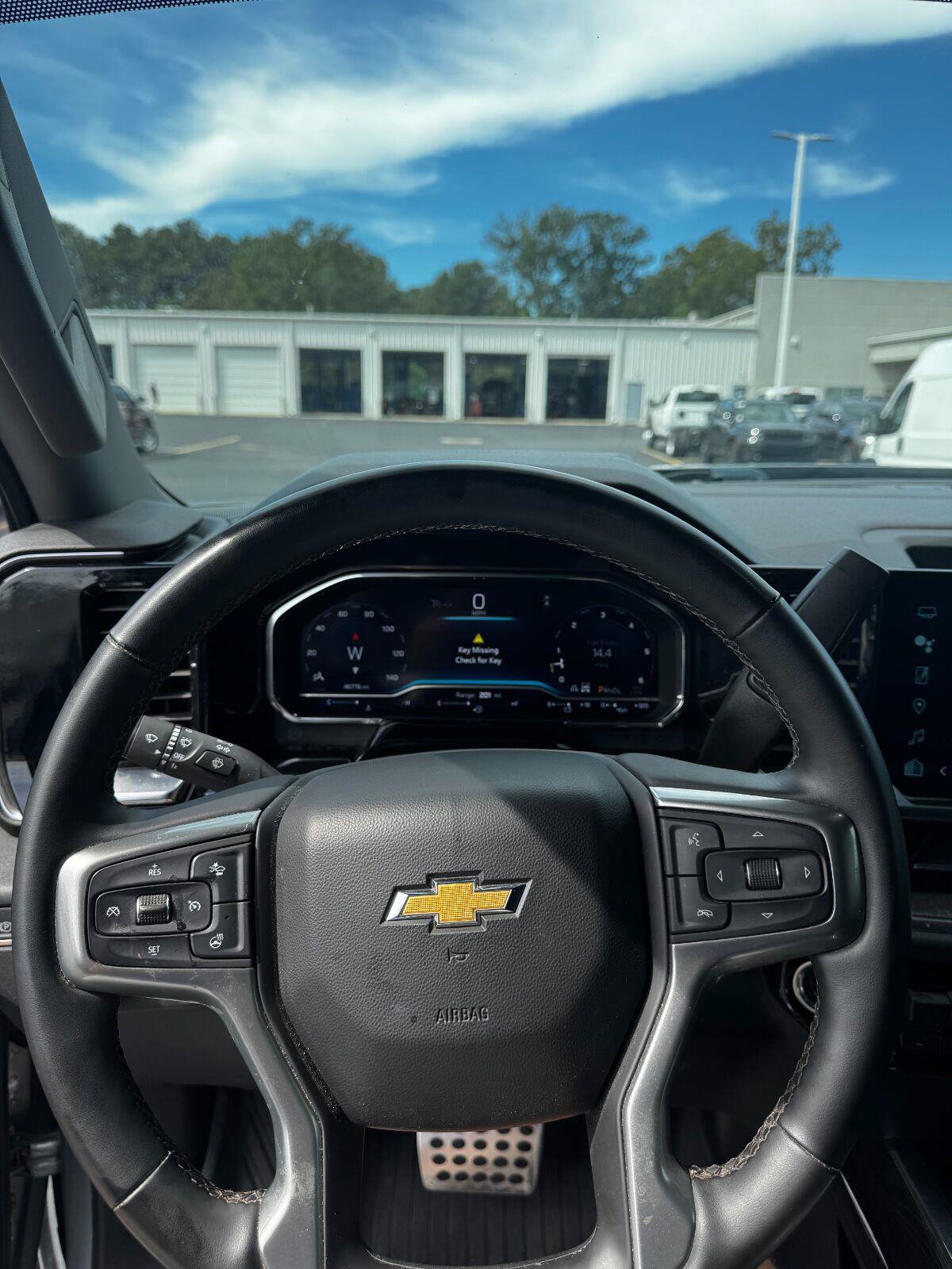 Used 2024 Chevrolet Silverado 2500 LTZ w/ LTZ Plus Package AWD/4WD image 21