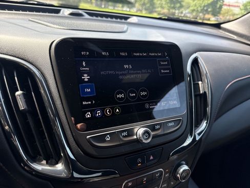Used 2022 Chevrolet Equinox RS w/ RS Leather Package AWD/4WD image 18