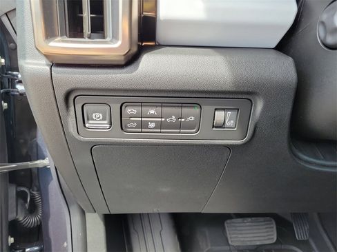 New 2025 GMC Hummer EV 2X image 13