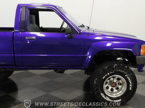 Used 1987 Toyota Pickup 4x4 Regular Cab image 28