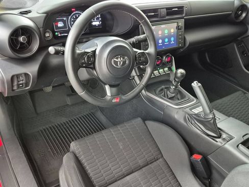 Used 2023 Toyota GR86 RWD image 11