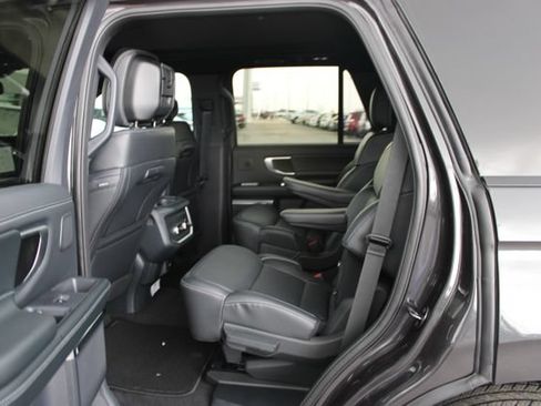 New 2027 Ford Expedition Platinum w/ Stealth Appearance Package AWD/4WD image 9
