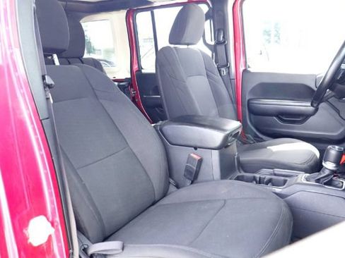 Used 2022 Jeep Wrangler Unlimited Sport AWD/4WD image 22