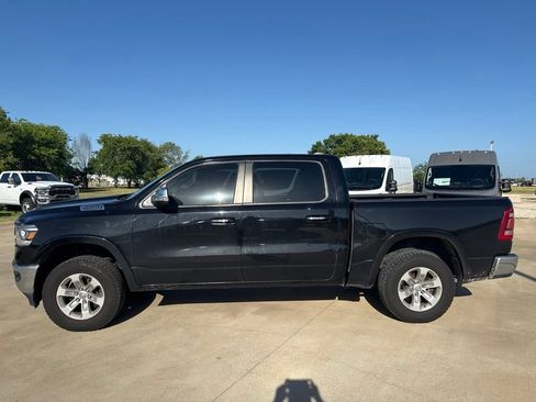 Used 2019 RAM 1500 Laramie AWD/4WD image 4