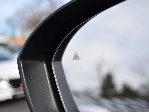 Certified 2023 Nissan Rogue SV image 10