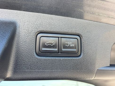 Used 2025 Kia Telluride S AWD/4WD image 19