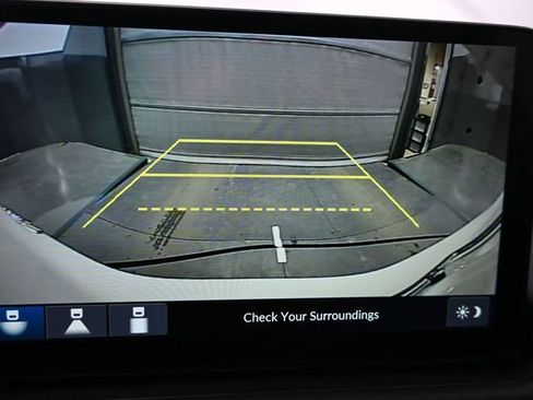 New 2026 Honda HR-V LX image 18