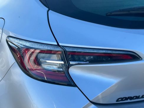 Used 2021 Toyota Corolla SE FWD image 20