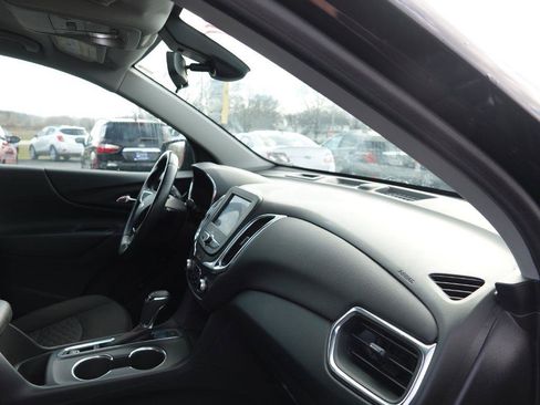 Used 2021 Chevrolet Equinox LT image 34