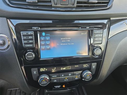 Used 2018 Nissan Rogue Sport SL w/ SL Premium Package image 19