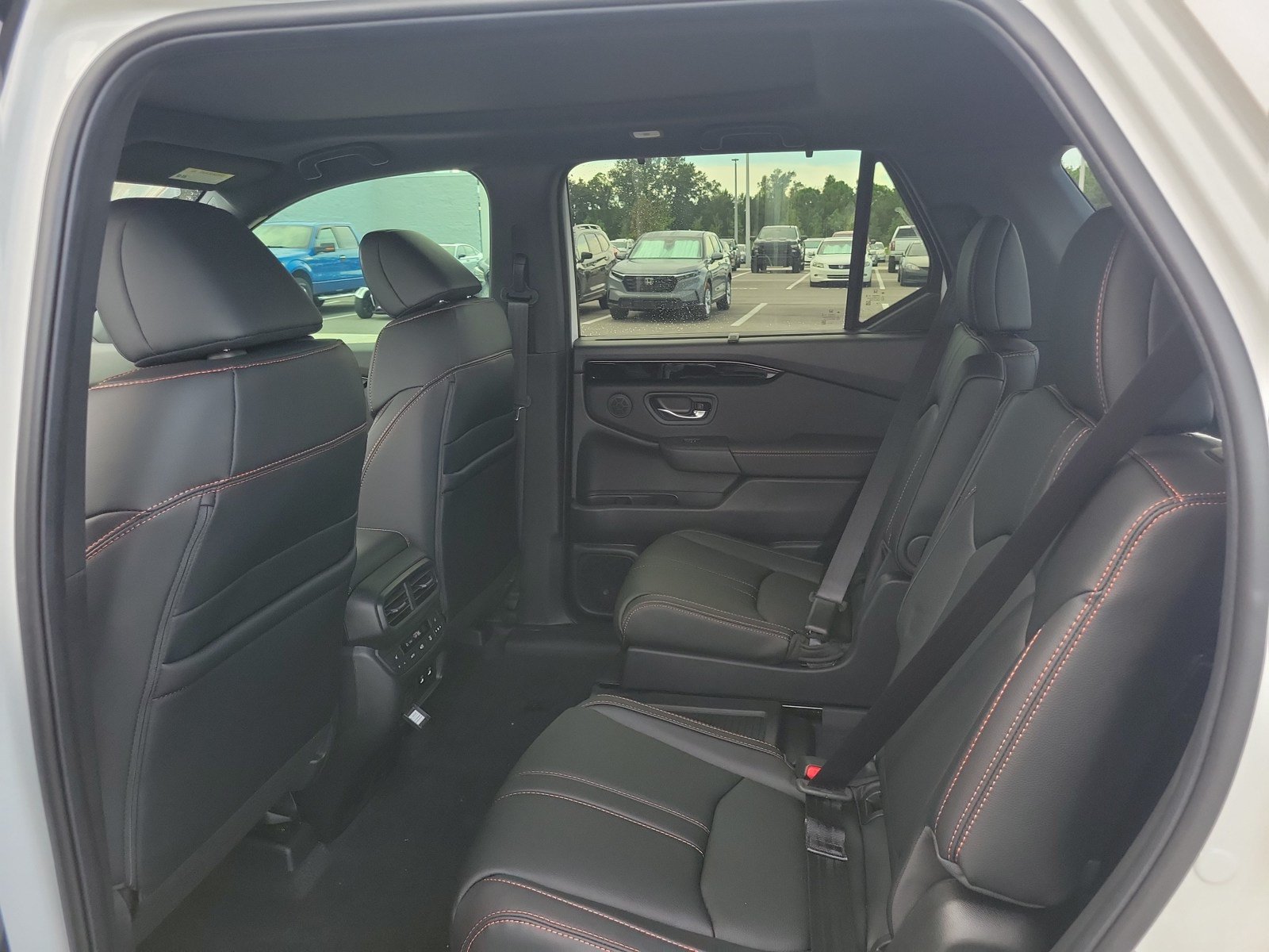 New 2026 Honda Pilot TrailSport image 29