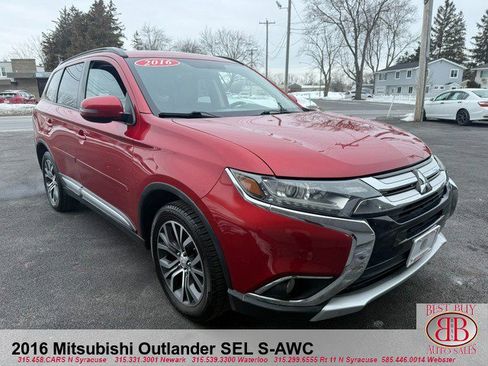 Used 2016 Mitsubishi Outlander SEL image 1