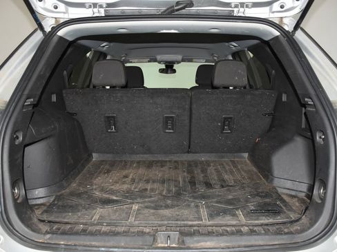 Used 2022 Chevrolet Equinox LT AWD/4WD image 30