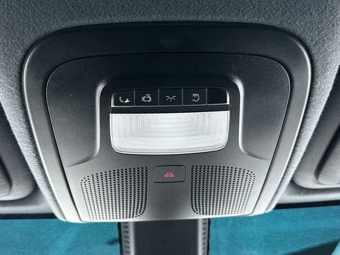 Used 2023 Mercedes-Benz Sprinter 2500 image 32