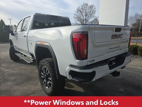 Used 2020 GMC Sierra 2500 AT4 w/ AT4 Premium Package image 5