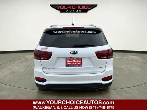 Used 2020 Kia Sorento LX w/ LX I4 Convenience Package image 4