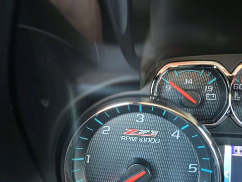 Used 2018 Chevrolet Silverado 1500 LT w/ Texas Edition image 35