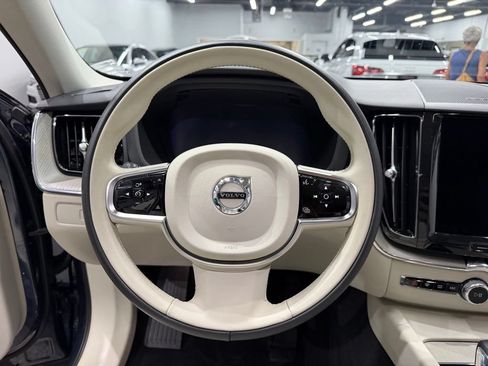 Used 2023 Volvo XC60 B5 Plus w/ Climate Package AWD/4WD image 40