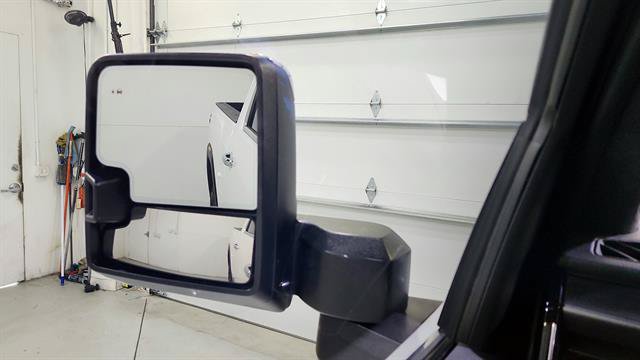 Used 2024 GMC Sierra 2500 Denali Ultimate AWD/4WD image 13