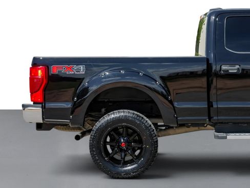 Used 2022 Ford F250 XLT w/ XLT Value Package AWD/4WD image 6