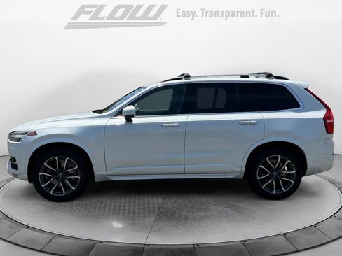 Used 2017 Volvo XC90 T6 Momentum w/ Vision Package AWD/4WD image 5