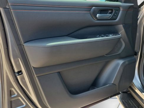 New 2025 Nissan Armada PRO-4X image 22