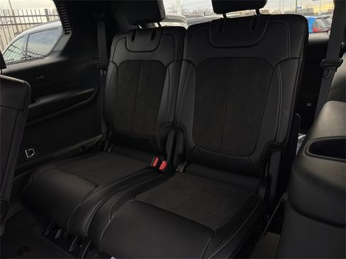 New 2025 Jeep Grand Cherokee L Altitude image 21