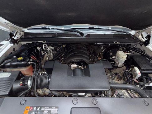 Used 2020 Cadillac Escalade ESV Premium Luxury image 6