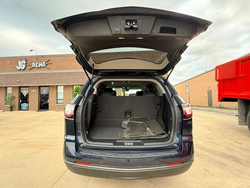 Used 2016 Chevrolet Traverse LT AWD/4WD image 26