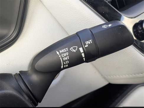 Used 2023 Toyota Corolla SE image 24