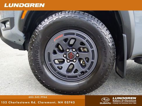 Used 2025 Nissan Frontier PRO-4X AWD/4WD image 38