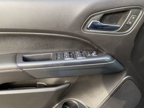 Used 2017 GMC Canyon SLE w/ All Terrain Package image 22