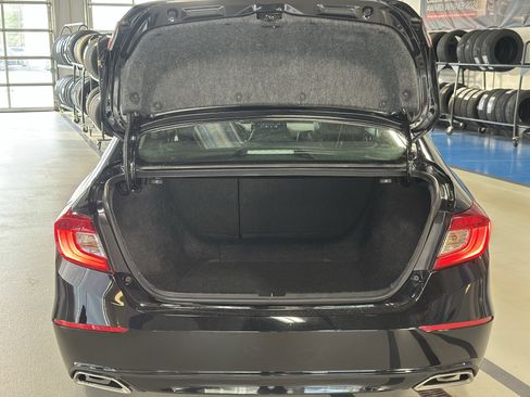 Used 2022 Honda Accord Sport Special Edition image 6