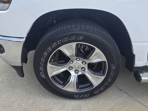 Used 2023 RAM 1500 Laramie AWD/4WD image 30