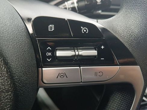 Used 2022 Hyundai Elantra Blue w/ Cargo Package image 23