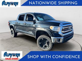 Used 2017 Toyota Tundra SR5 video 1