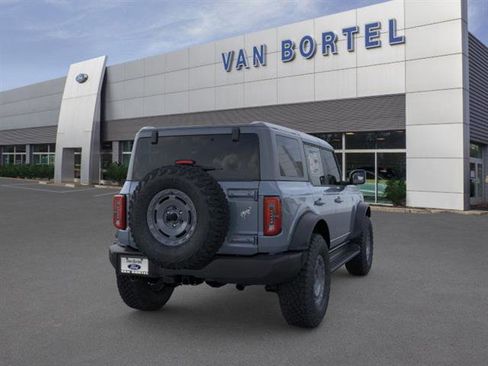 New 2025 Ford Bronco Outer Banks w/ Sasquatch Package image 8