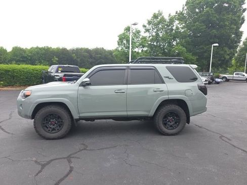 Used 2023 Toyota 4Runner TRD Off-Road Premium w/ Moonroof Package AWD/4WD image 2