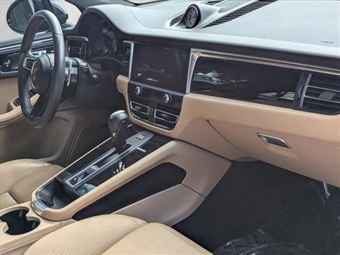 Used 2022 Porsche Macan S AWD/4WD image 20