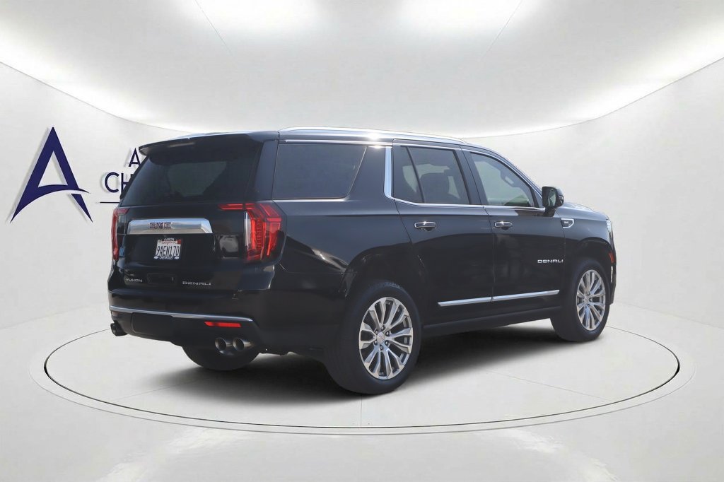 Used 2022 GMC Yukon Denali AWD/4WD image 4