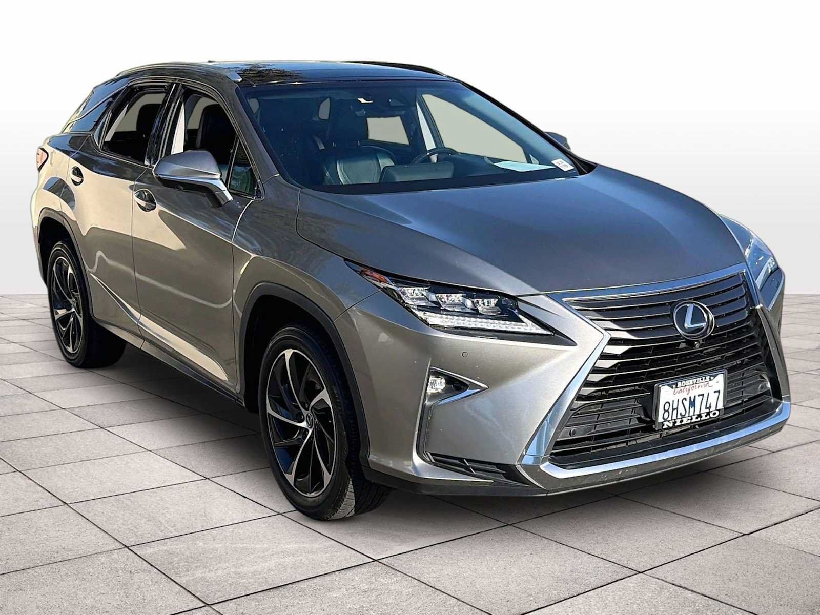 Used 2019 Lexus RX 350 FWD w/ Luxury Package image 2