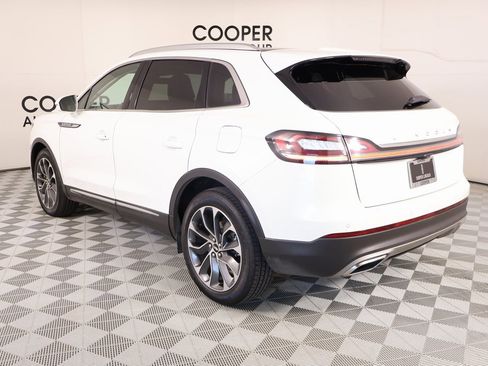 Certified 2022 Lincoln Nautilus Reserve image 23