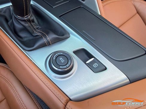 Used 2015 Chevrolet Corvette Z06 w/ 3LZ Preferred Equipment Group image 20